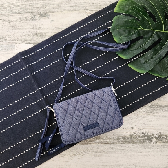 Vera Bradley 3-N-1 Crossbody Bag Moonlight Navy RFID - Picture 1 of 8